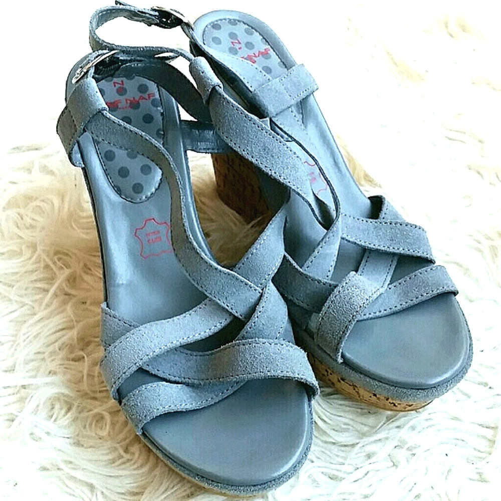 Naf Naf Paris Powder Blue Suede Leathe Platform Wedge Sandals Lightweight Size 9